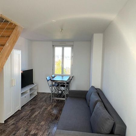 Guibert 19 F2 Duplex Caudebec-les-Elbeuf Exterior foto